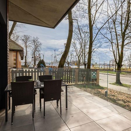 Modern Studio With Terrace And Parking In Swinoujscie By Noclegi Renters Exteriör bild